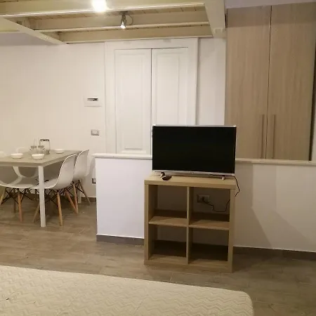 Bed & Breakfast Emyjo Naples