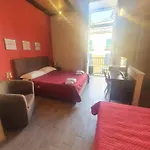 Emyjo 4* Napels